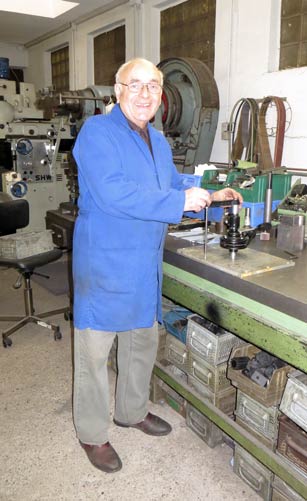 historie-04-joachim_mey_werkstatt-meychair